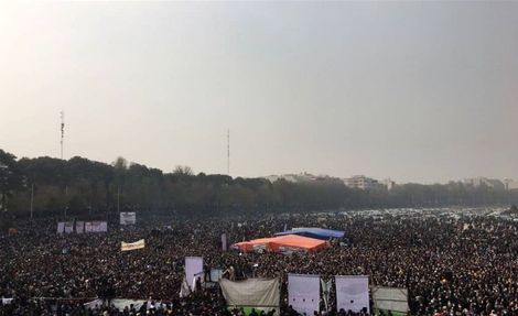 پایان تجمع کشاورزان اصفهانی ‌در بستر ‌زاینده‌رود/ توافقات مهم با استانداری برای بازگشایی آب زاینده‌رود