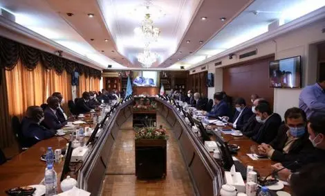 در اوج ورود کرونای افریقایی، استقبال از هیات &#8220;زیمبابوه&#8221; ضرورت داشت؟