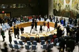 چین جلوی تصویب قطعنامه سازمان ملل در مورد معافیت های بشردوستانه افغانستان را گرفت