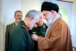 مشروح بیانات رهبر معظم انقلاب در مراسم اعطای نشان عالی ذوالفقار به سردار سلیمانی