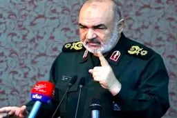 ما به برکت اسلام و رهبری توانستیم با کرونا مقابله کنیم