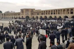 امام جمعه اصفهان: آب اینگونه است، گاهی هست و گاهی نیست