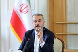 انتقاد روزنامه شرق به عملکرد اصولگرایان