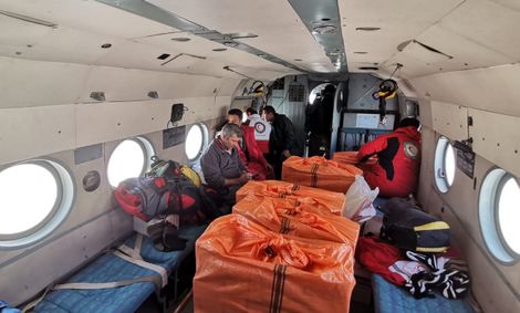 کمک‌های غذایی توسط هلال احمر کردستان با بالگرد