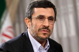 نظراحمدی نژاد درمورد قرارداد با چین و روسیه