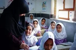 اجرا شدن طرح رتبه بندی معلمان تا قبل از عید