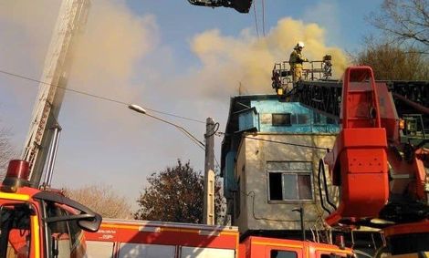 آتش سوزی مسافرخانه خاموش شد