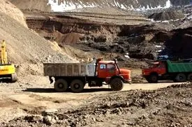 سنگ معدن غیر مجاز به وزن ۱۸ تن در اسفراین کشف شد