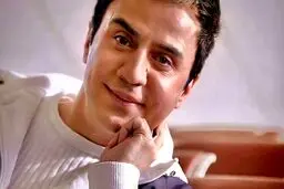 واکنشِ عمو پورنگ به شوخی سردار آزمون