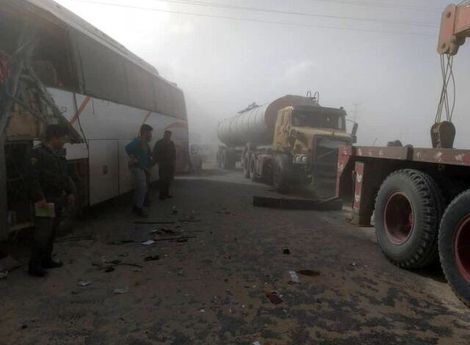 تصادف زنجیره‌ای ۱۱ خودرو بر اثر طوفان شن