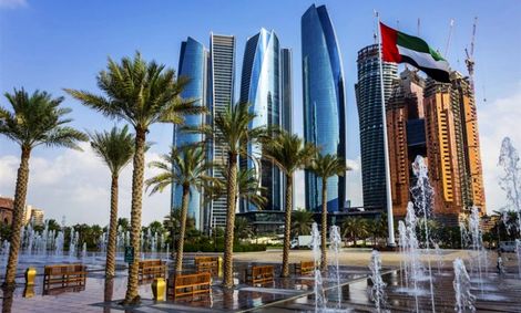سفر وزیرت به امارات و عمان