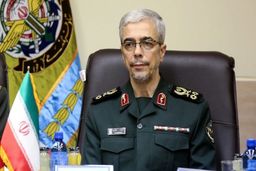 دستور سرلشکر باقری برای عقب‌نشینی نیروهای مسلح از ساحل اماکنی که کاربری نظامی ندارند