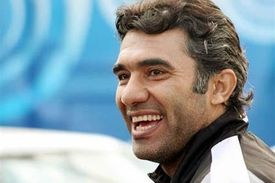 واکنش عجیب عابدزاده به سئوالات خبرنگاران