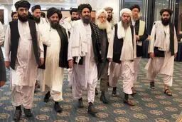 ‍‍‍ سخنگوی طالبان: دشمنانمان و کسانی که مقابل نظام بایستند نابود میشوند