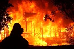 جسد آخرین مفقودی حادثه مجتمع صنعتی بوئین زهرا پیدا شد