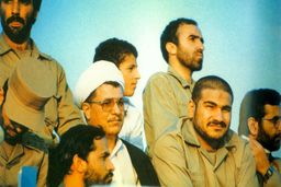 آیا هاشمی می‌توانست موجب پایان جنگ پس از فتح خرمشهر شود؟