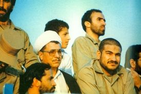 آیا هاشمی می‌توانست موجب پایان جنگ پس از فتح خرمشهر شود؟