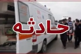 مصدومیت ۱۱ نفر بر اثر برخورد مینی بوس و تریلی در انزلی