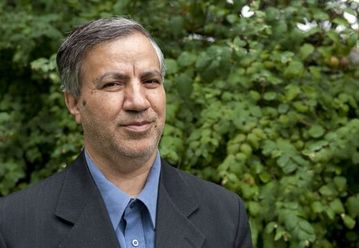 کنایه به کسانی که از عنوان «آیت الله» برای امام خمینی استفاده نمی‌کنند!