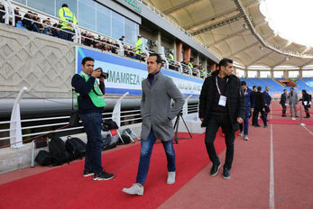 کریمی و عزیزی خادم برخورد سردی با یک دیگر داشتند