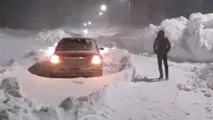 فردی ۳۷ ساله گرفتار در کولاک توسط امدادگران نجات داده شد