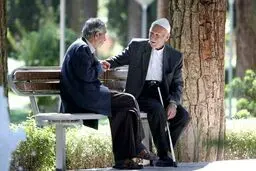 ایران با شیب تند به سمت سالمندی