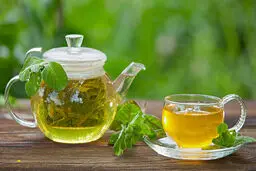 ۱۱ خوراکی برای مقابله با اومیکرون