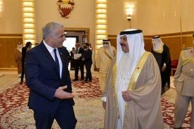 ترس همسایگان از ایران بخاطر تلقین های آمریکا