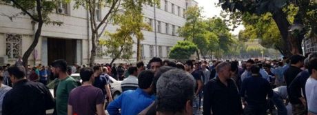 مردم در تعطیلات پیش رو از رفت‌وآمد خودداری کنند