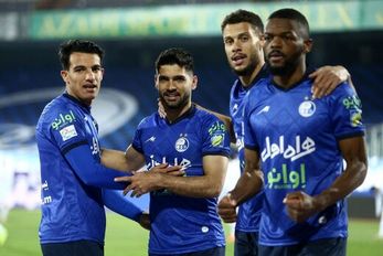 واکنش تند باشگاه استقلال به ذوبی‌ها؛ ظرفیت خود را بالا ببرید!