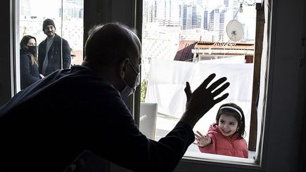 ۷۸ آزمایش مثبت کرونا و ۱۴ ماه قرنطینه!