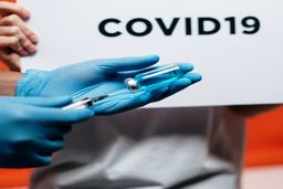 توصیه متخصصان سوئدی درباره دُز چهارم واکسن کرونا