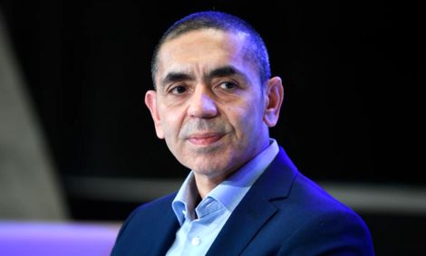 تا ۱۰ سال دیگر کرونا با ما است؛ باید به این واقعیت عادت کنیم