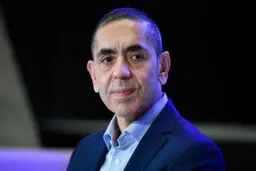 تا ۱۰ سال دیگر کرونا با ما است؛ باید به این واقعیت عادت کنیم