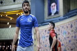 مسوولان به جای حمایت، مانع ایجاد می‌کنند