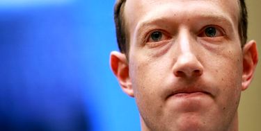 امپراطوری فیسبوک سقوط کرد!