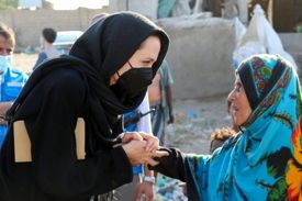 حمایت آنجلینا جولی از جنگ زدگان یمن