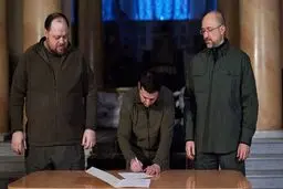 زلنسکی استعفا داد؟!