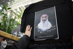 پیکر حضرت آیت الله سید مجتبی رودباری در با حضور باشکوه مردم گیلان تشییع شد