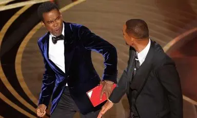 واکنش شدید &#8220;ویل اسمیت&#8221; مراسم اسکار ۲۰۲۲ را شوکه کرد