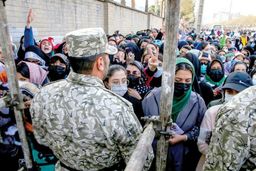 اتفاقات ورزشگاه مشهد حادثه نبود؟!