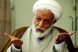 به خاطر لباس ورزشی، زنان در ورزشگاه حضور نیابند!