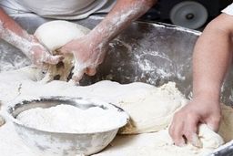 نان،گروگان قاچاقیان