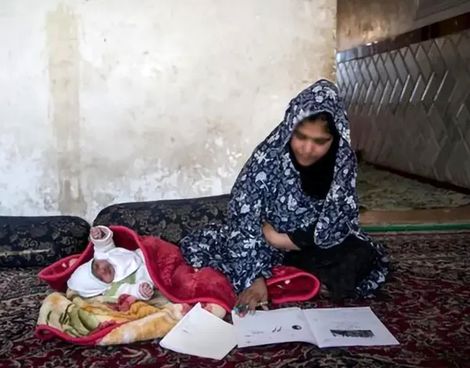 مادرانی که خود کودکند!