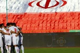 صدای حمایت جهانبخش ازحضور بانوان در ورزشگاه قطع شد!