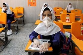 فردا، مدارس با دو ساعت تأخیر باز می‌شوند