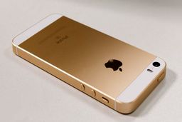 توضیحات خضریان درباره چرایی ممنوعیت واردات آیفون