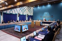 دانشگاهیان برای مسائل مهم کشور راهکار ارائه دهند