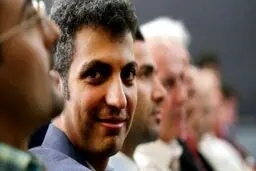 علی کریمی: عادل پر بود از مثبت ها و منفی ها، اما در پایان باز عادل بود؛ در ساحل قلب ها، فقط ردپای خوبان می ماند