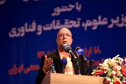 هر کس وارد دانشگاه می‌شود باید شئونات پوشش را رعایت کند